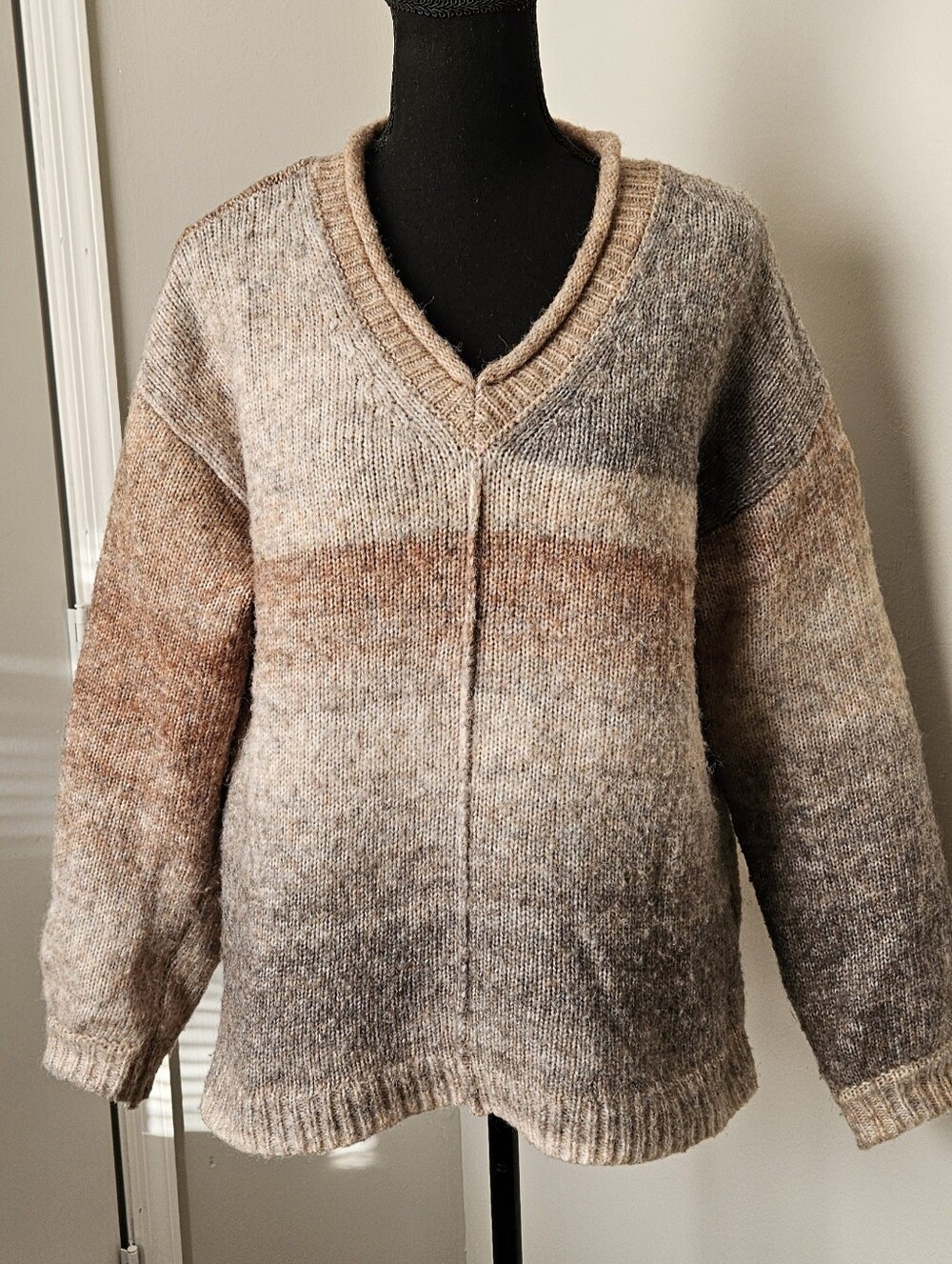 Briggs New York Neutral Ombre V-Neck Sweater in Cream, Brown, Gray